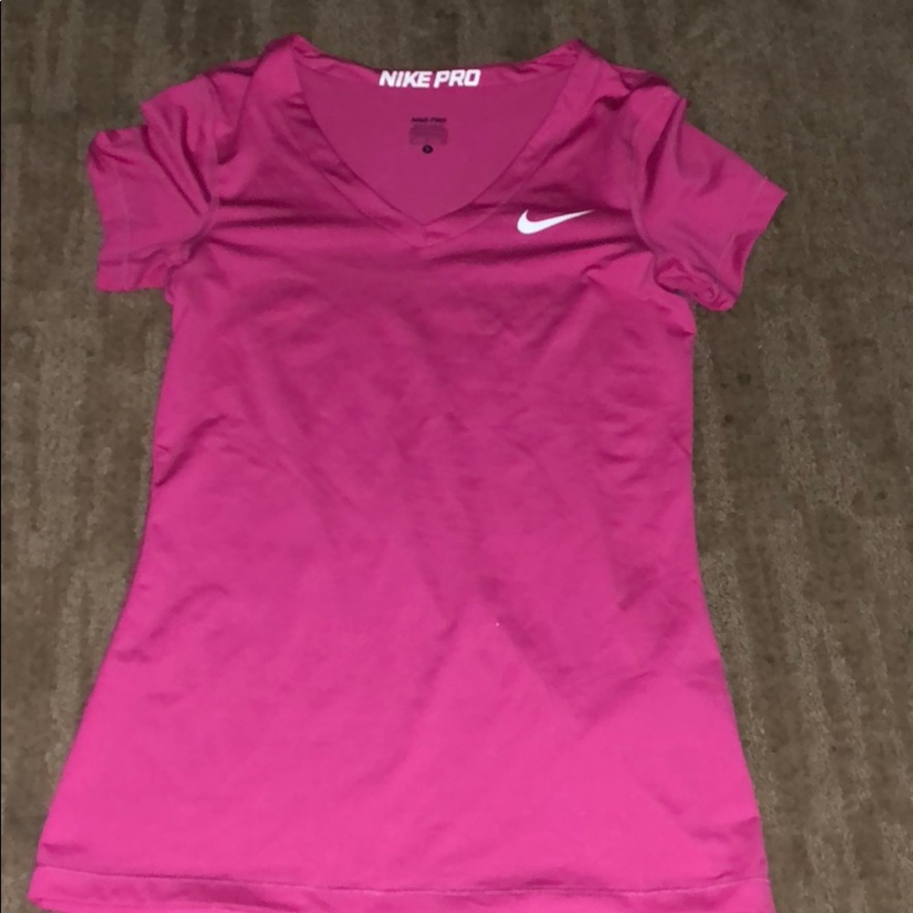 Small Nike pro top